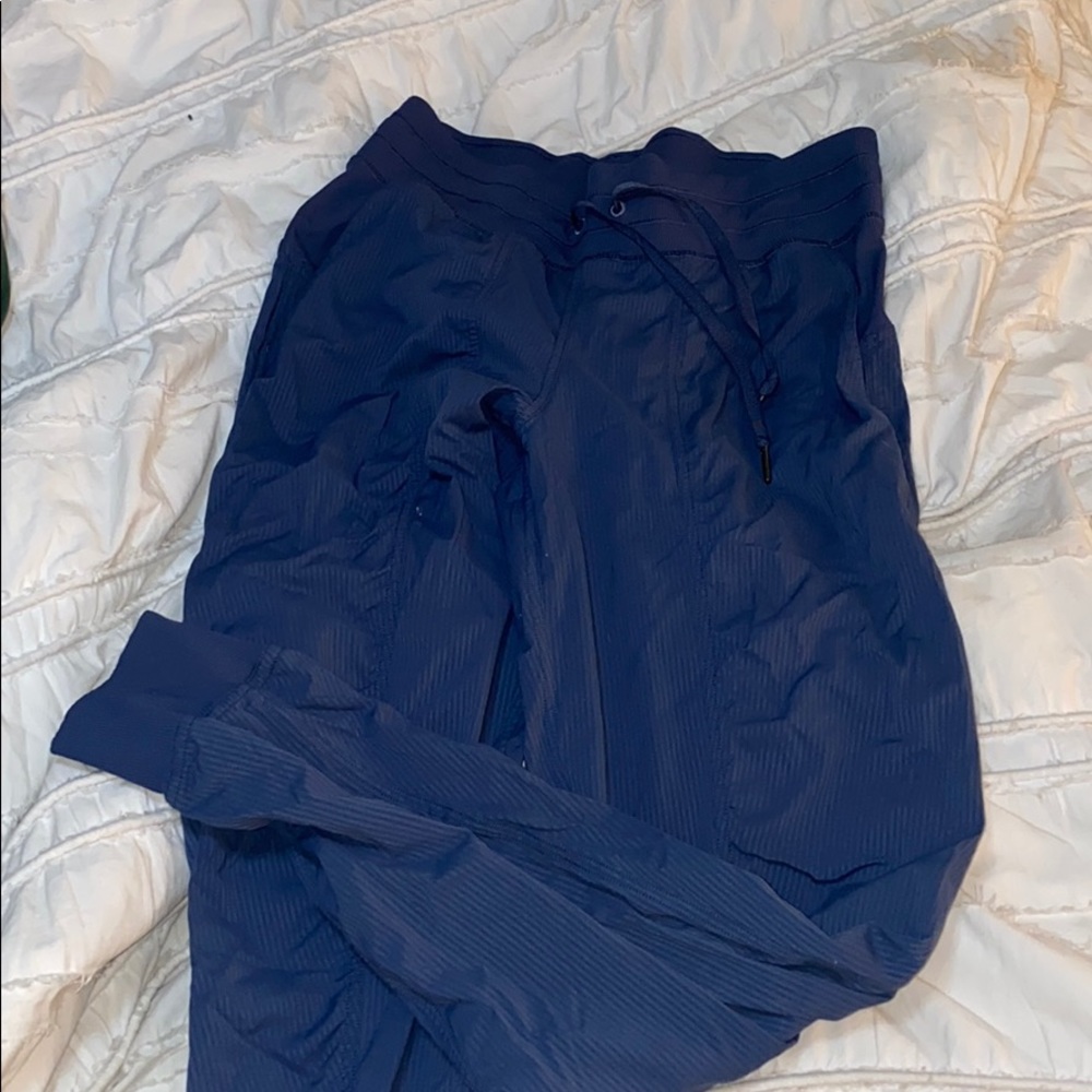Lululemon dance studio jogger